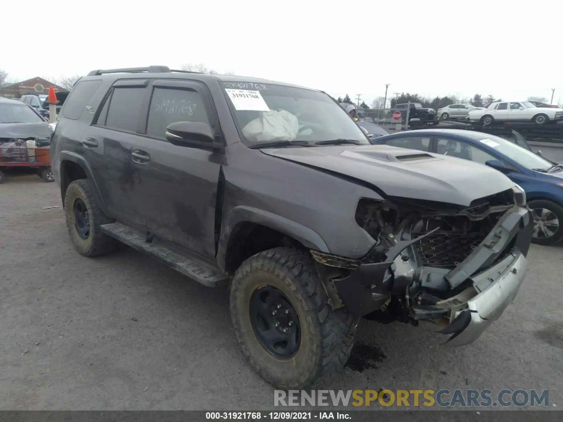 1 Photograph of a damaged car JTEBU5JR4K5677724 TOYOTA 4RUNNER 2019