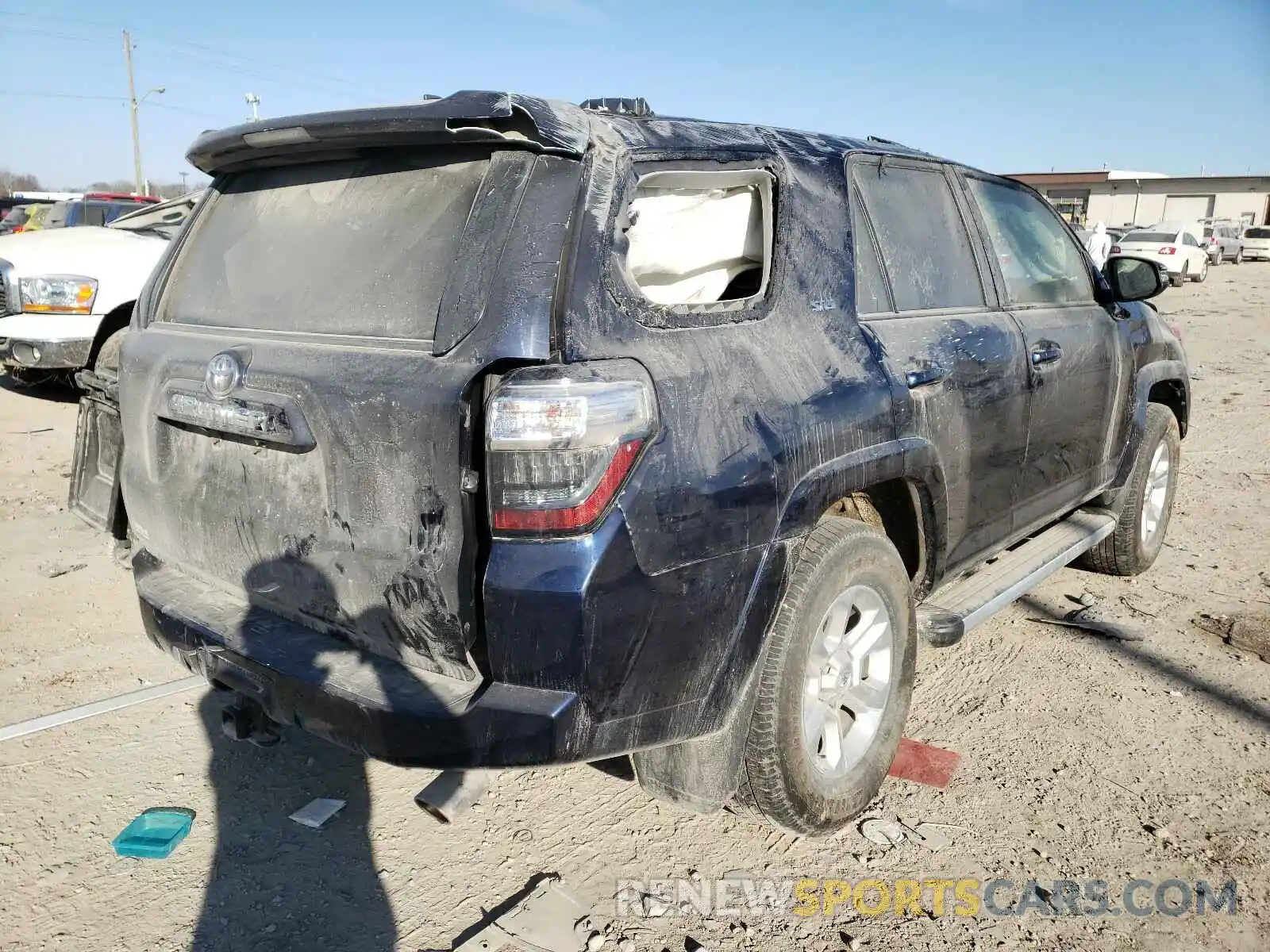 4 Фотография поврежденного автомобиля JTEBU5JR4K5679229 TOYOTA 4RUNNER 2019