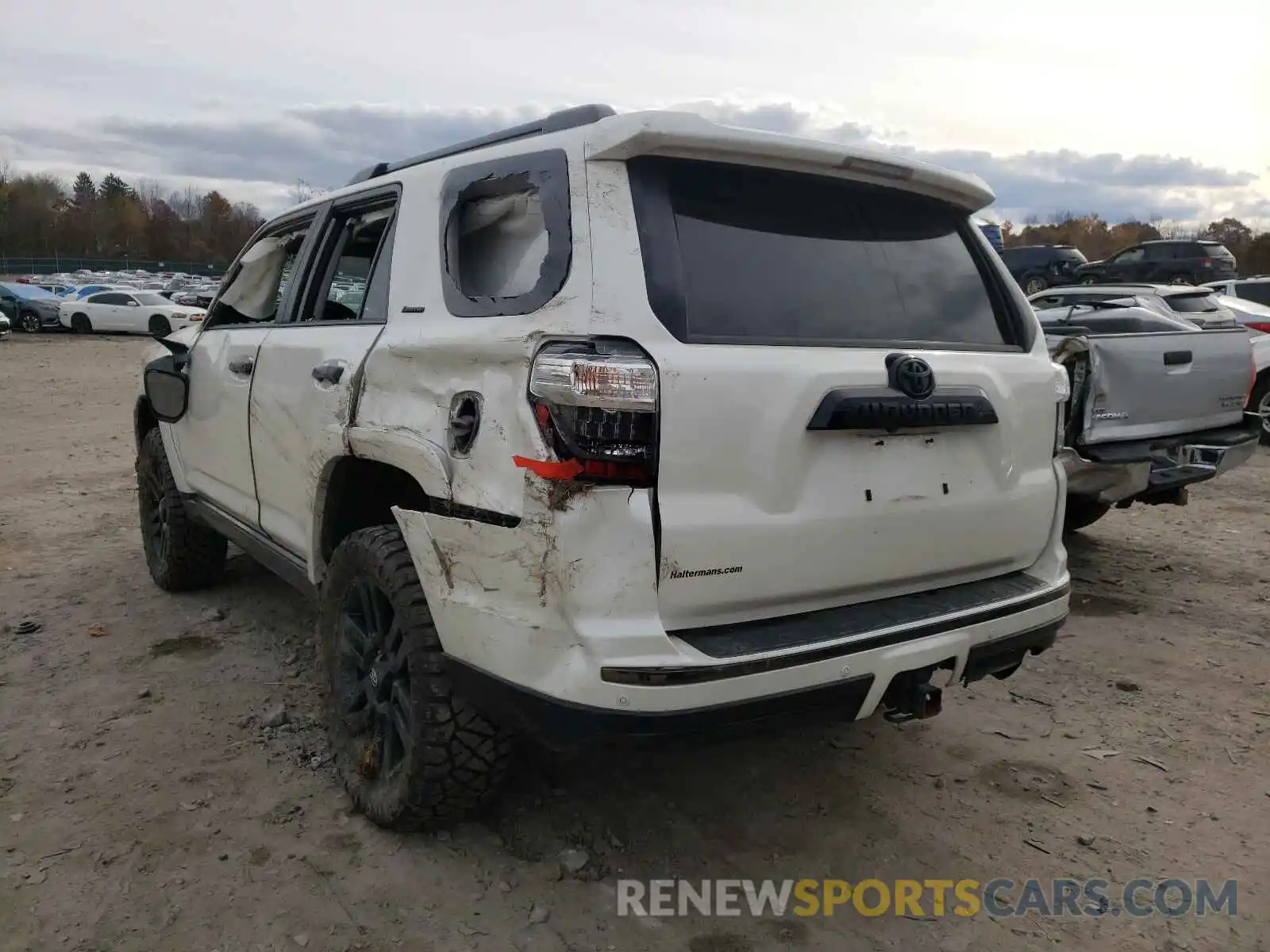 3 Photograph of a damaged car JTEBU5JR4K5679280 TOYOTA 4RUNNER 2019