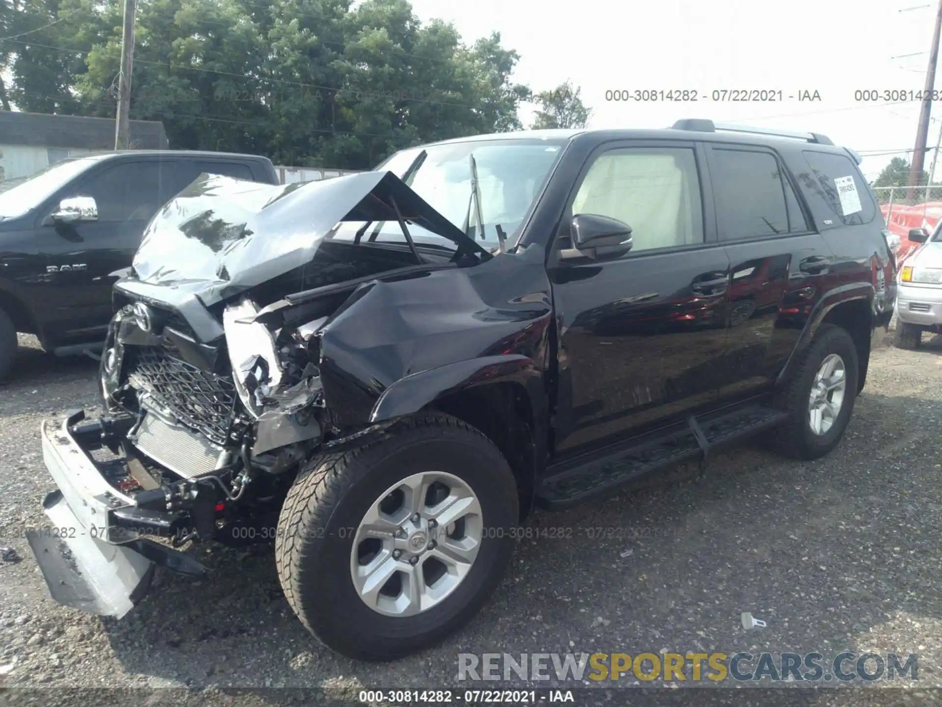 2 Photograph of a damaged car JTEBU5JR4K5680834 TOYOTA 4RUNNER 2019