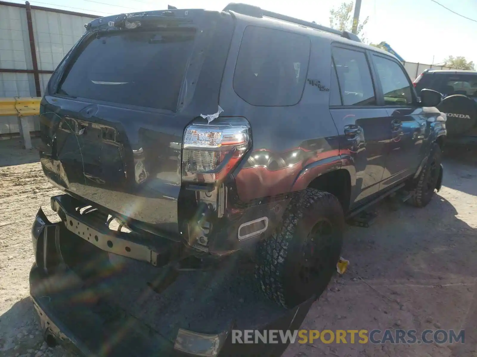 4 Photograph of a damaged car JTEBU5JR4K5681465 TOYOTA 4RUNNER 2019