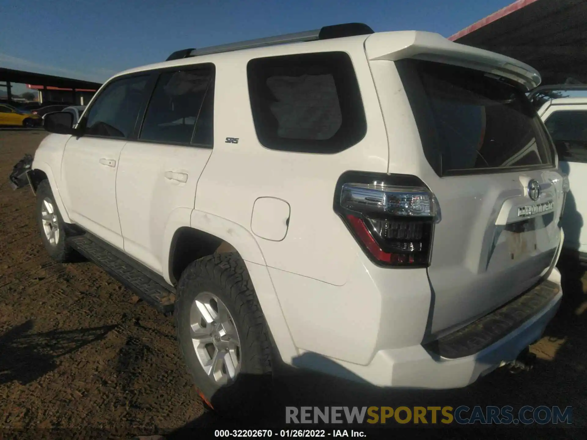 3 Photograph of a damaged car JTEBU5JR4K5685337 TOYOTA 4RUNNER 2019