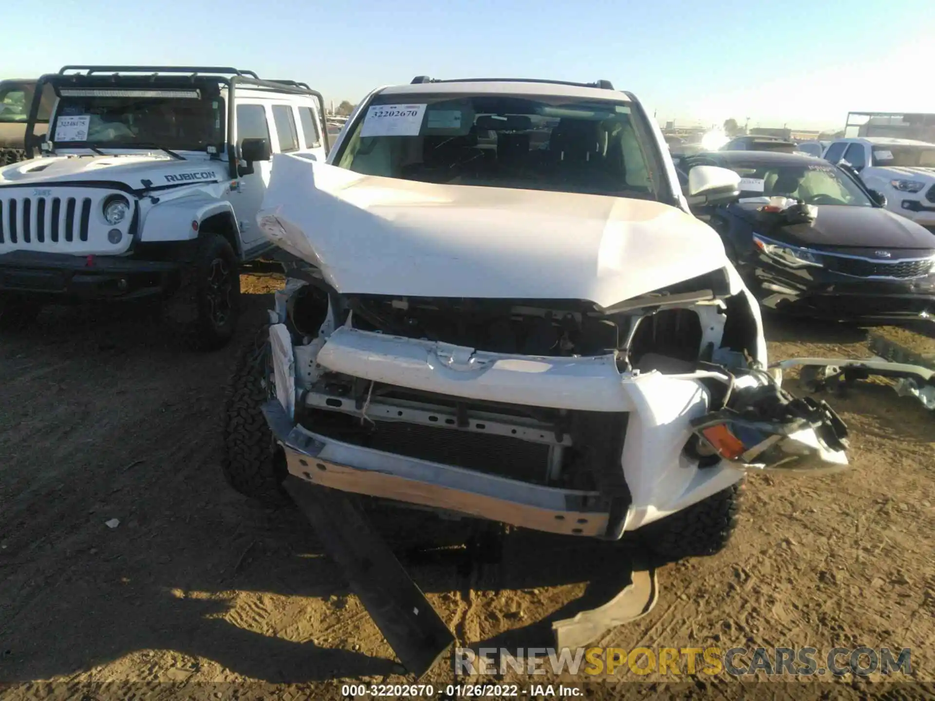 6 Photograph of a damaged car JTEBU5JR4K5685337 TOYOTA 4RUNNER 2019