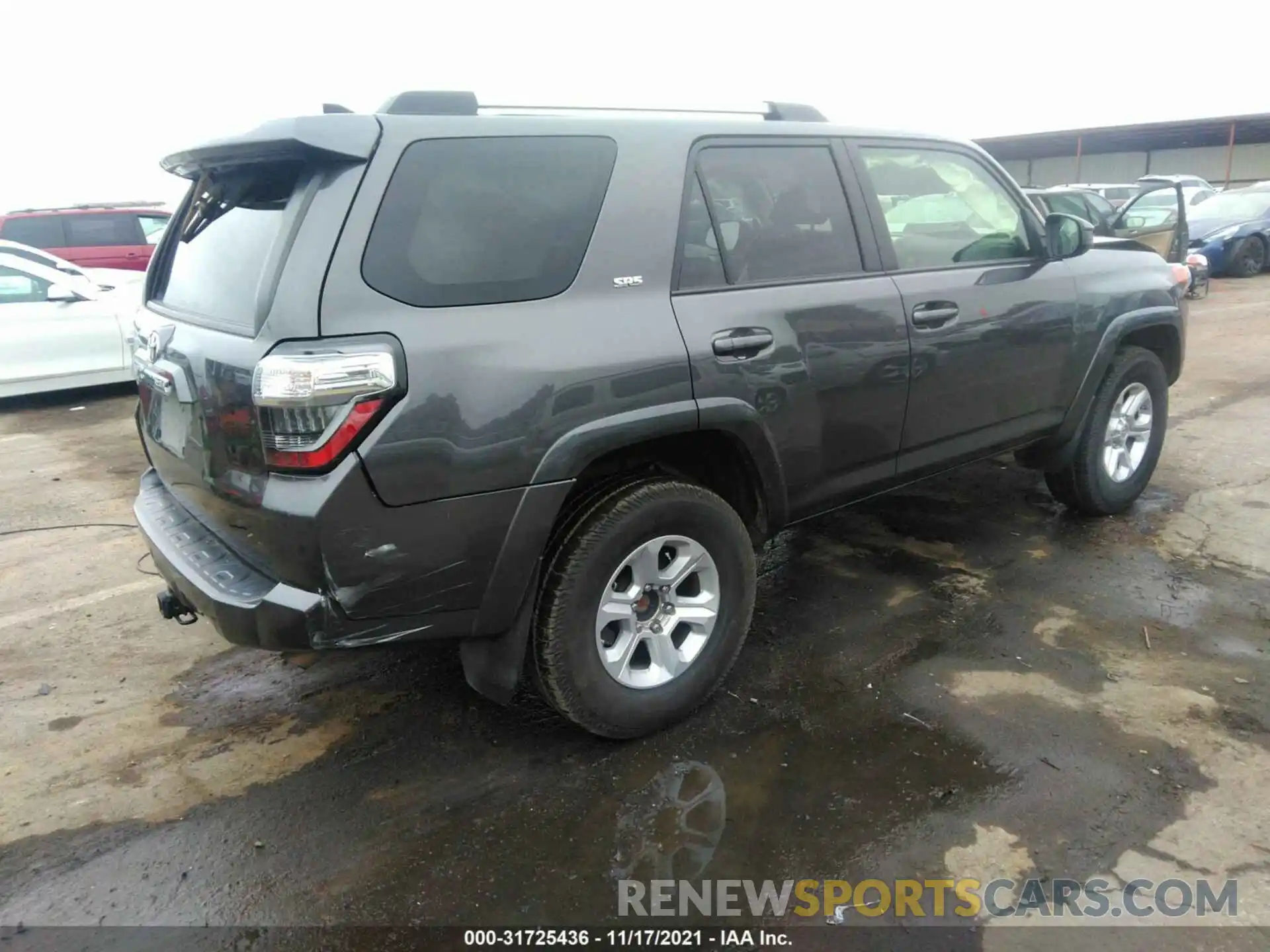 4 Фотография поврежденного автомобиля JTEBU5JR4K5694751 TOYOTA 4RUNNER 2019