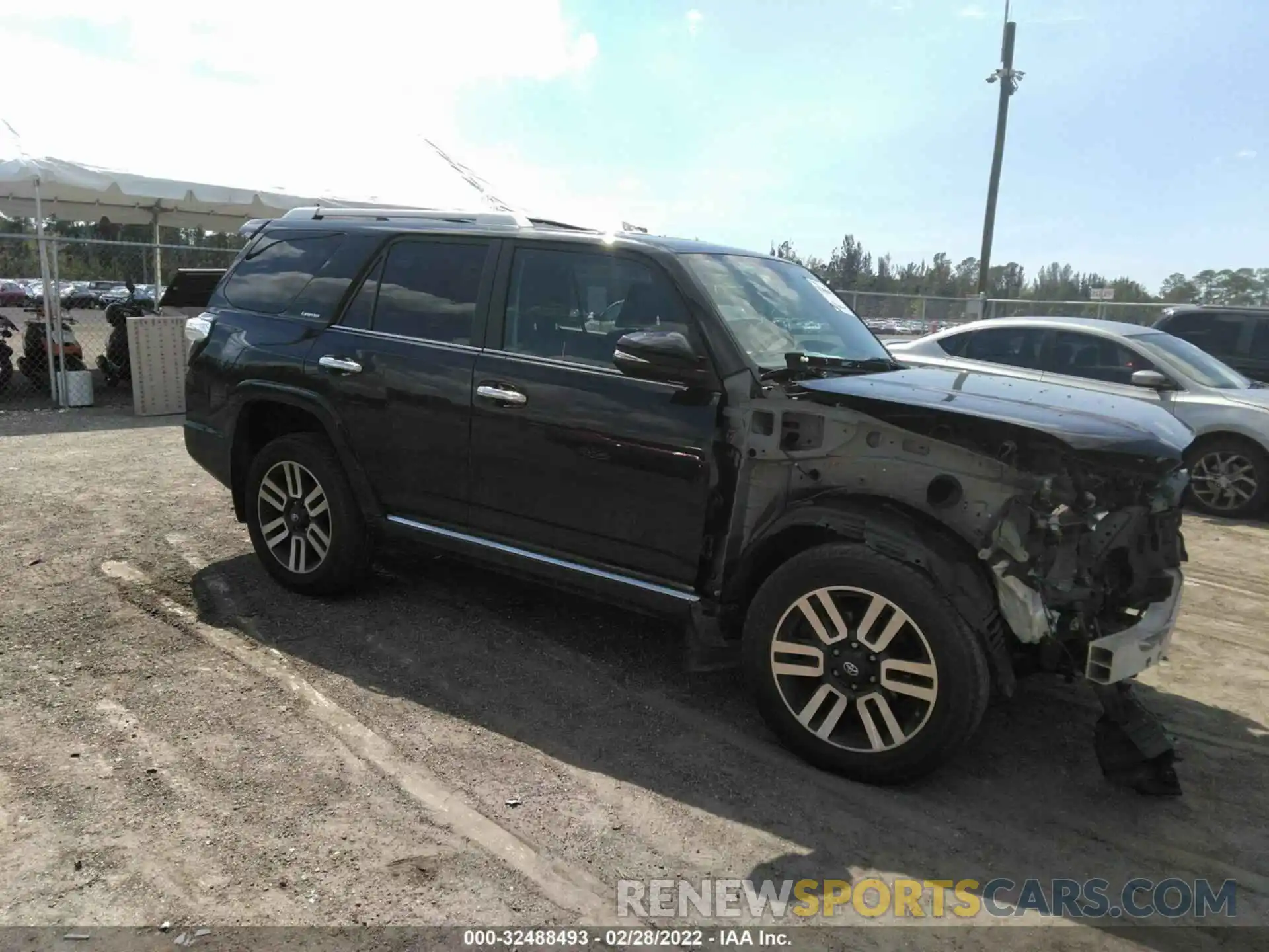 1 Photograph of a damaged car JTEBU5JR4K5696516 TOYOTA 4RUNNER 2019