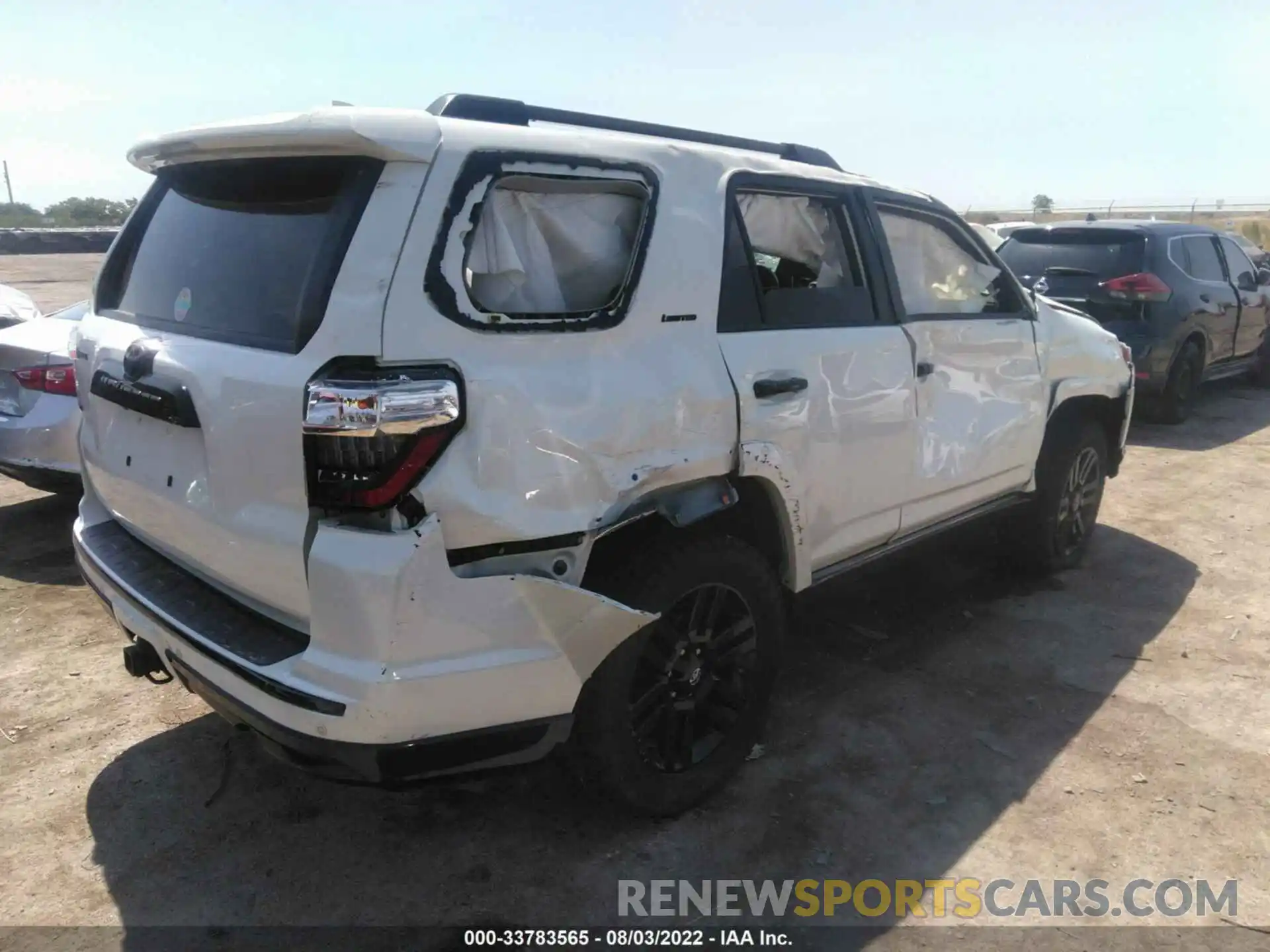 4 Photograph of a damaged car JTEBU5JR4K5697651 TOYOTA 4RUNNER 2019