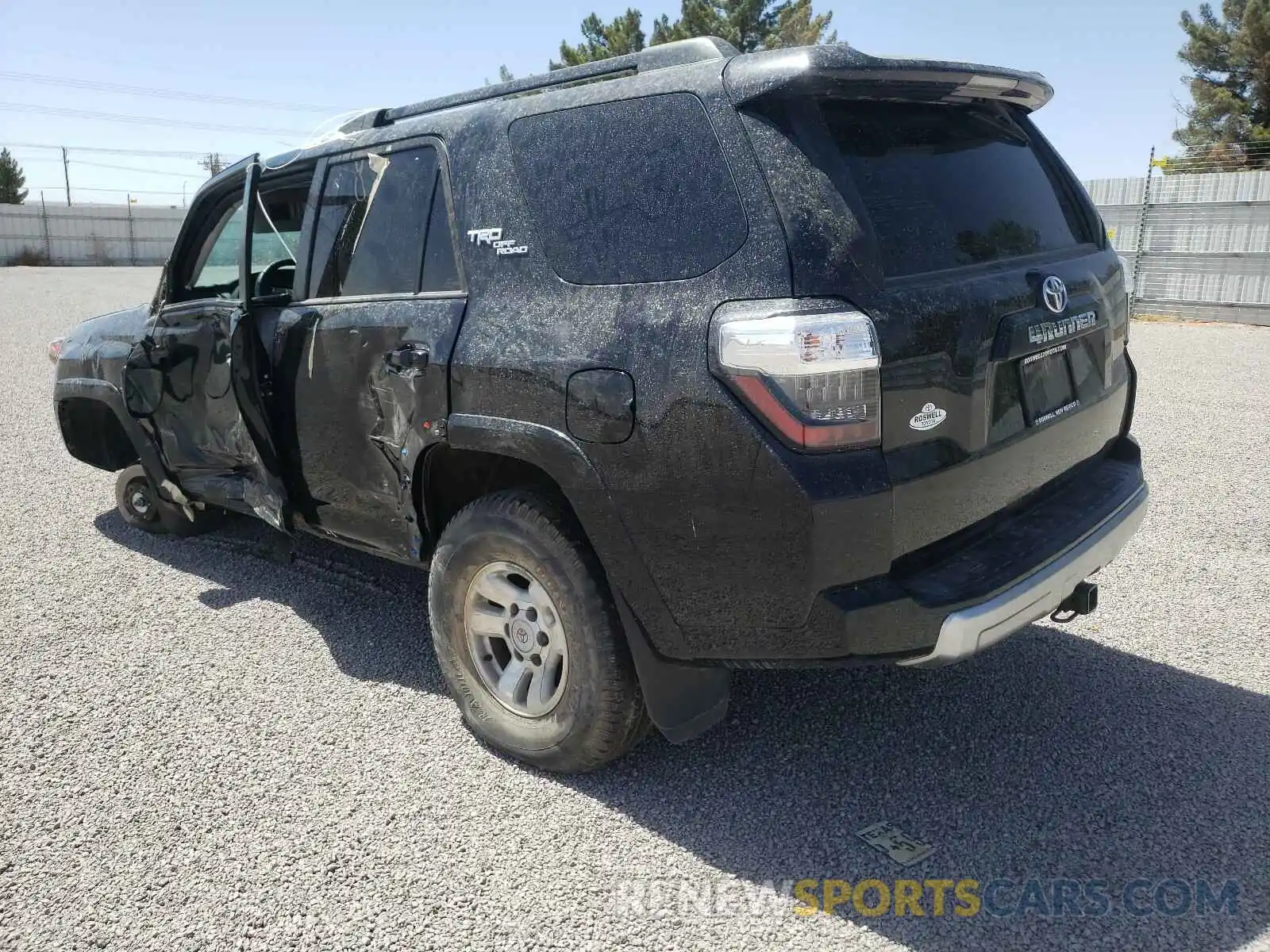 3 Photograph of a damaged car JTEBU5JR4K5699545 TOYOTA 4RUNNER 2019