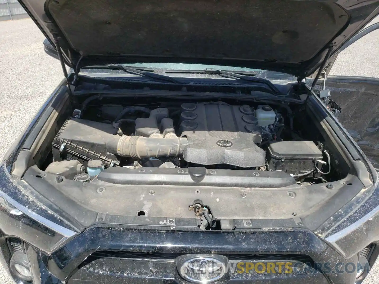 7 Фотография поврежденного автомобиля JTEBU5JR4K5699545 TOYOTA 4RUNNER 2019