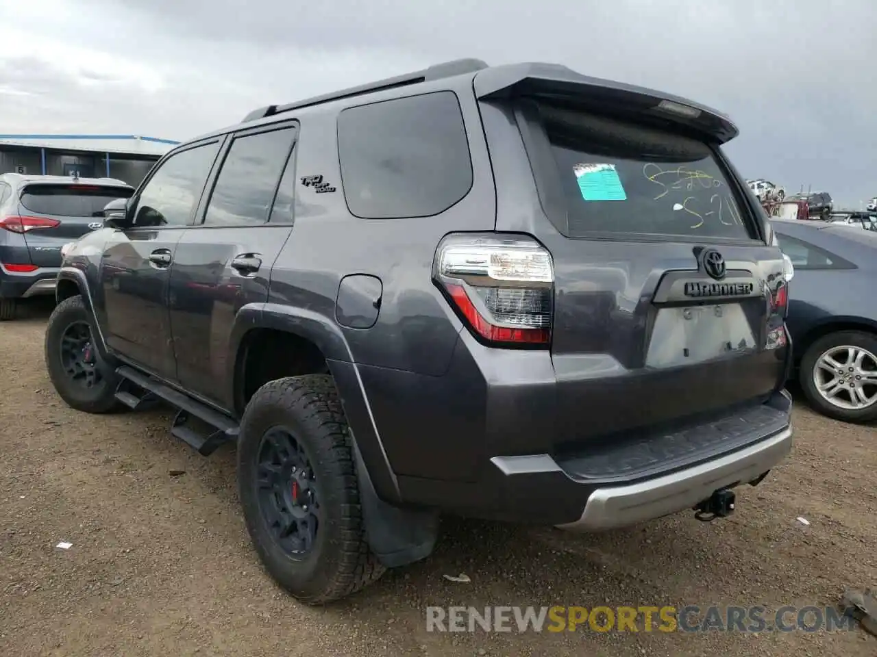 3 Фотография поврежденного автомобиля JTEBU5JR4K5700659 TOYOTA 4RUNNER 2019