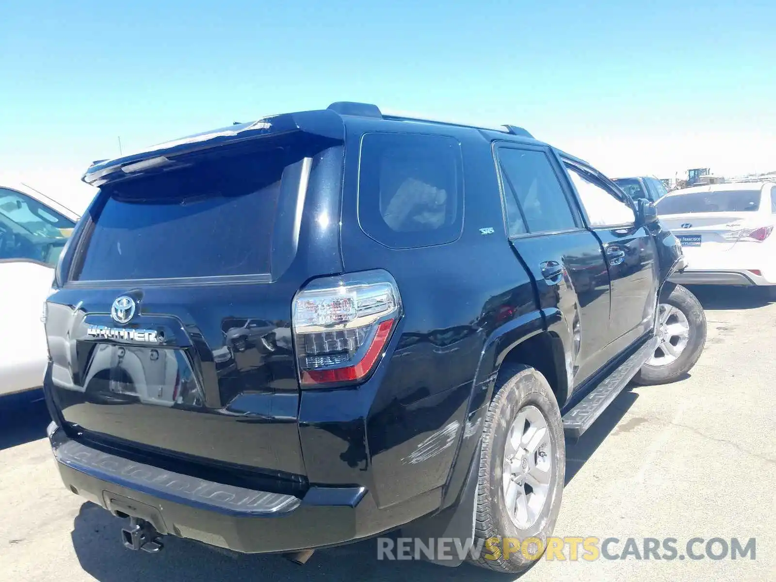 4 Photograph of a damaged car JTEBU5JR4K5701391 TOYOTA 4RUNNER 2019