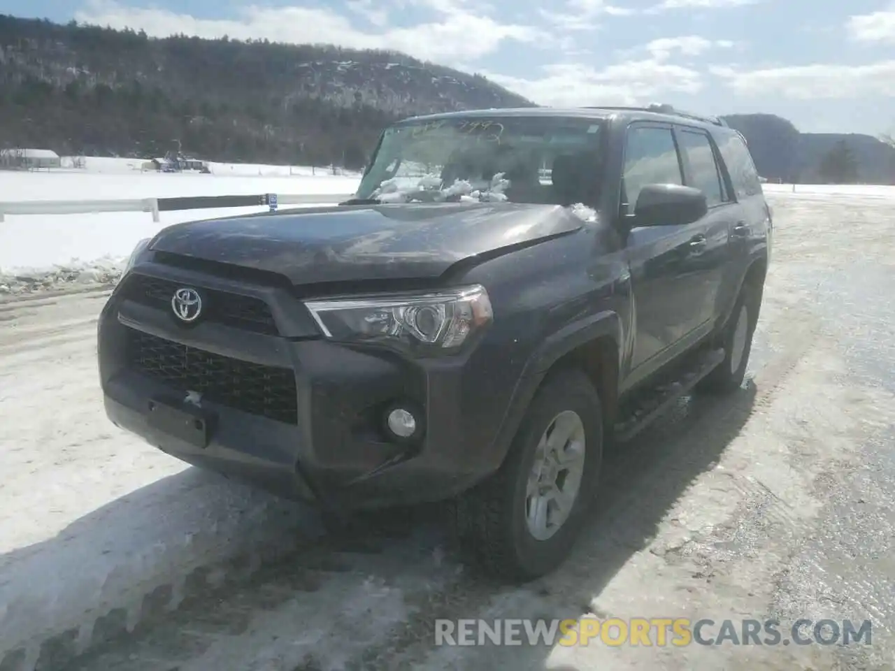 2 Фотография поврежденного автомобиля JTEBU5JR4K5703920 TOYOTA 4RUNNER 2019