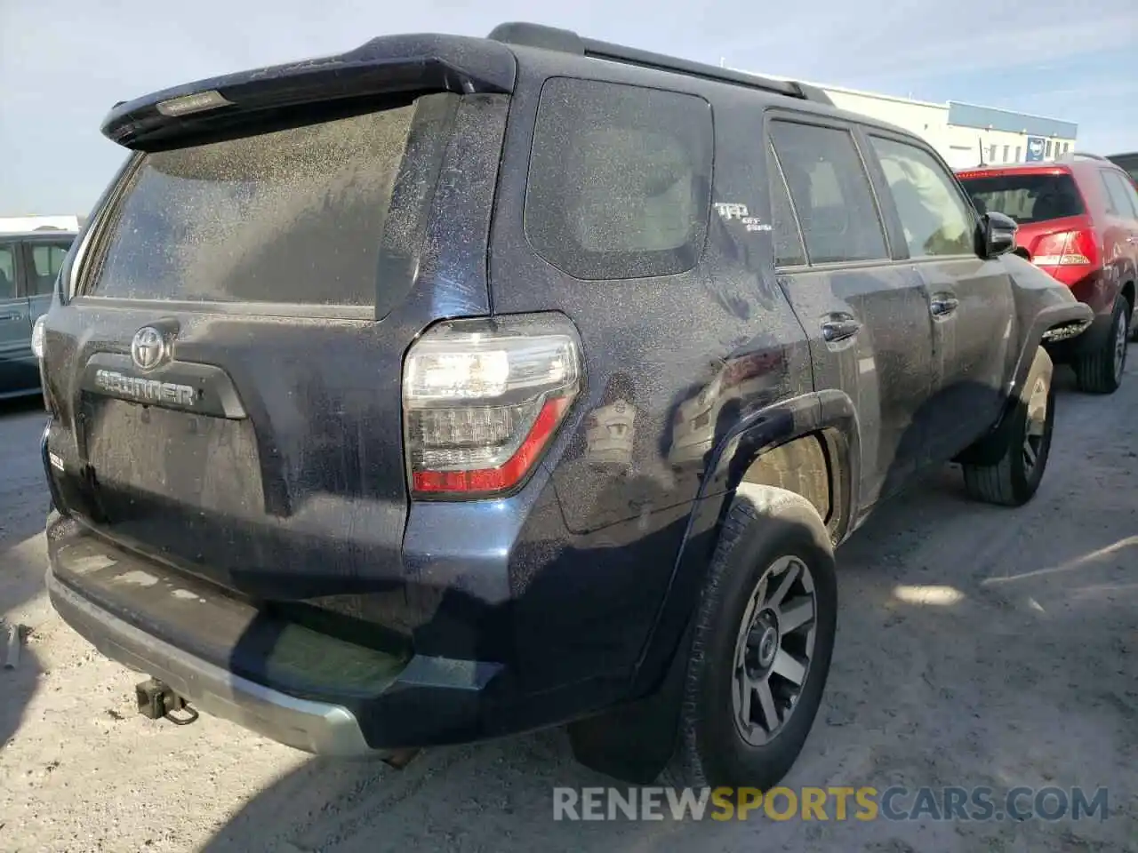 4 Photograph of a damaged car JTEBU5JR4K5705750 TOYOTA 4RUNNER 2019