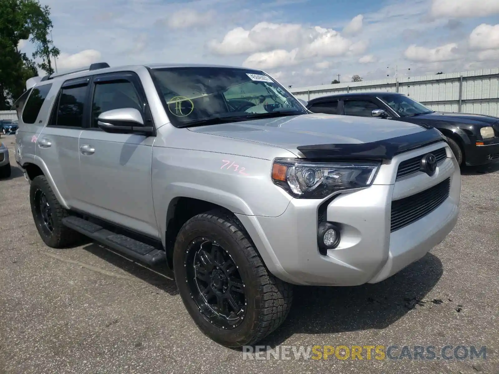 1 Photograph of a damaged car JTEBU5JR4K5711032 TOYOTA 4RUNNER 2019