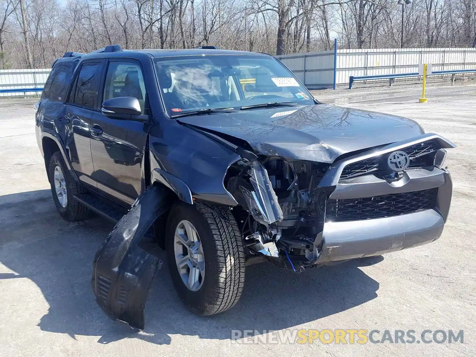 1 Photograph of a damaged car JTEBU5JR4K5716294 TOYOTA 4RUNNER 2019