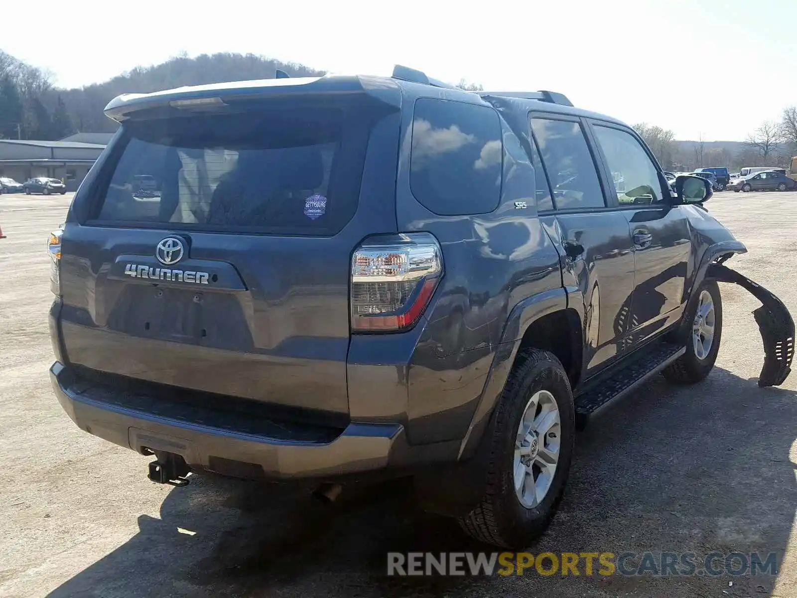 4 Photograph of a damaged car JTEBU5JR4K5716294 TOYOTA 4RUNNER 2019