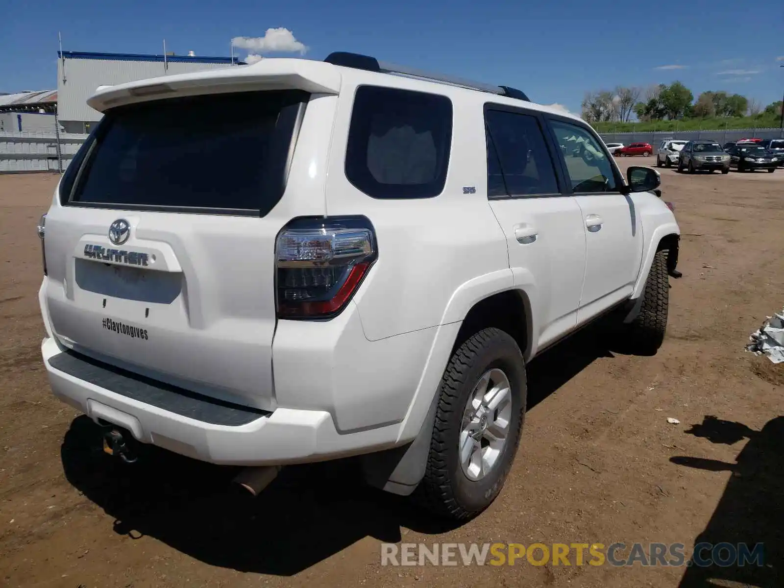 4 Фотография поврежденного автомобиля JTEBU5JR4K5716490 TOYOTA 4RUNNER 2019