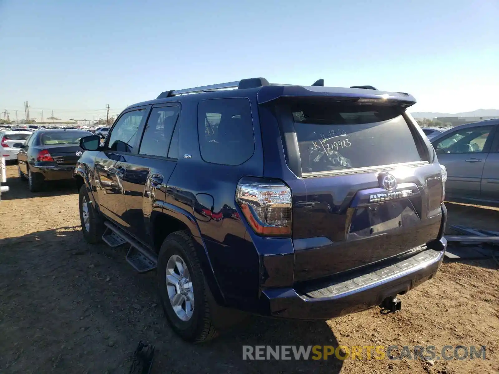 3 Фотография поврежденного автомобиля JTEBU5JR4K5719423 TOYOTA 4RUNNER 2019