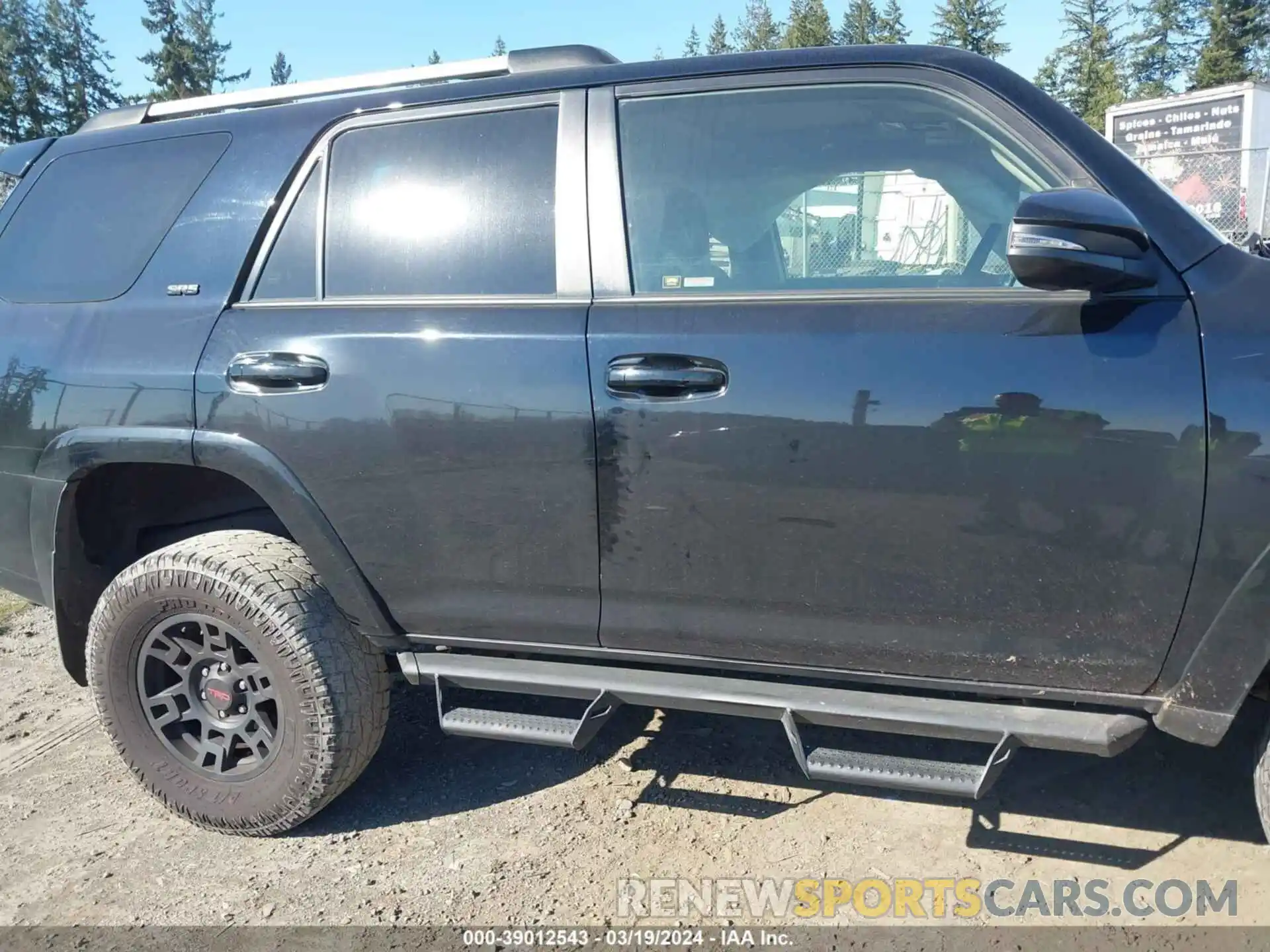 13 Photograph of a damaged car JTEBU5JR4K5721656 TOYOTA 4RUNNER 2019