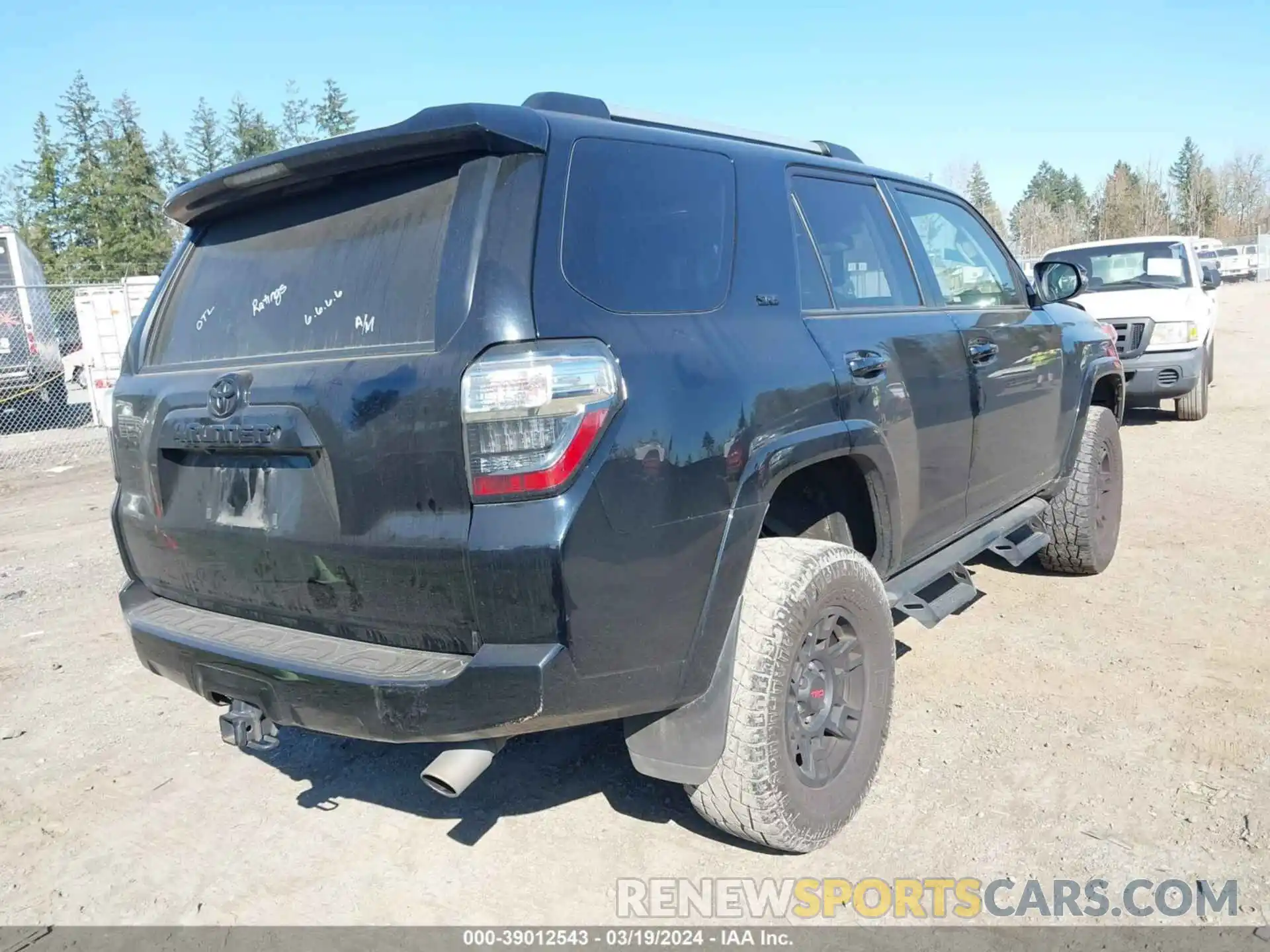 4 Photograph of a damaged car JTEBU5JR4K5721656 TOYOTA 4RUNNER 2019