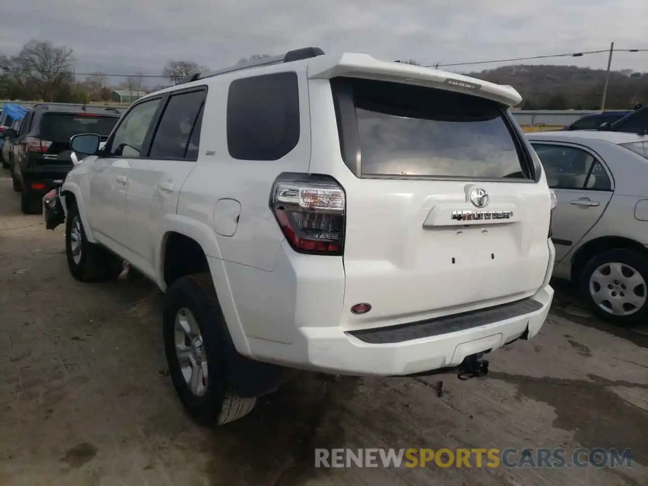 3 Фотография поврежденного автомобиля JTEBU5JR4K5728493 TOYOTA 4RUNNER 2019