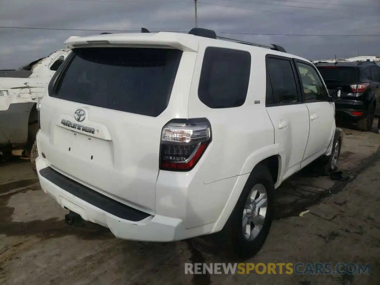 4 Фотография поврежденного автомобиля JTEBU5JR4K5728493 TOYOTA 4RUNNER 2019