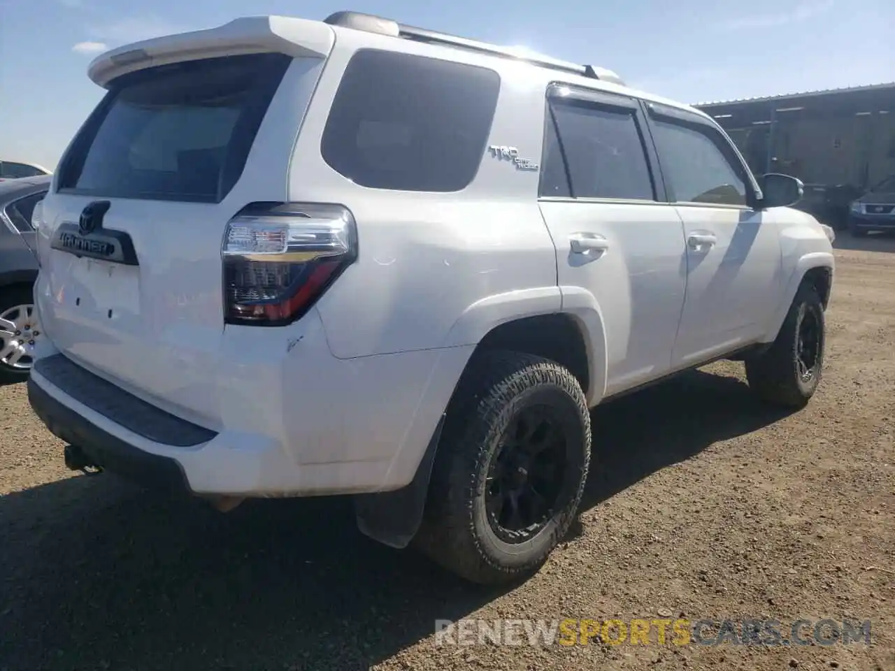 4 Фотография поврежденного автомобиля JTEBU5JR4K5728820 TOYOTA 4RUNNER 2019