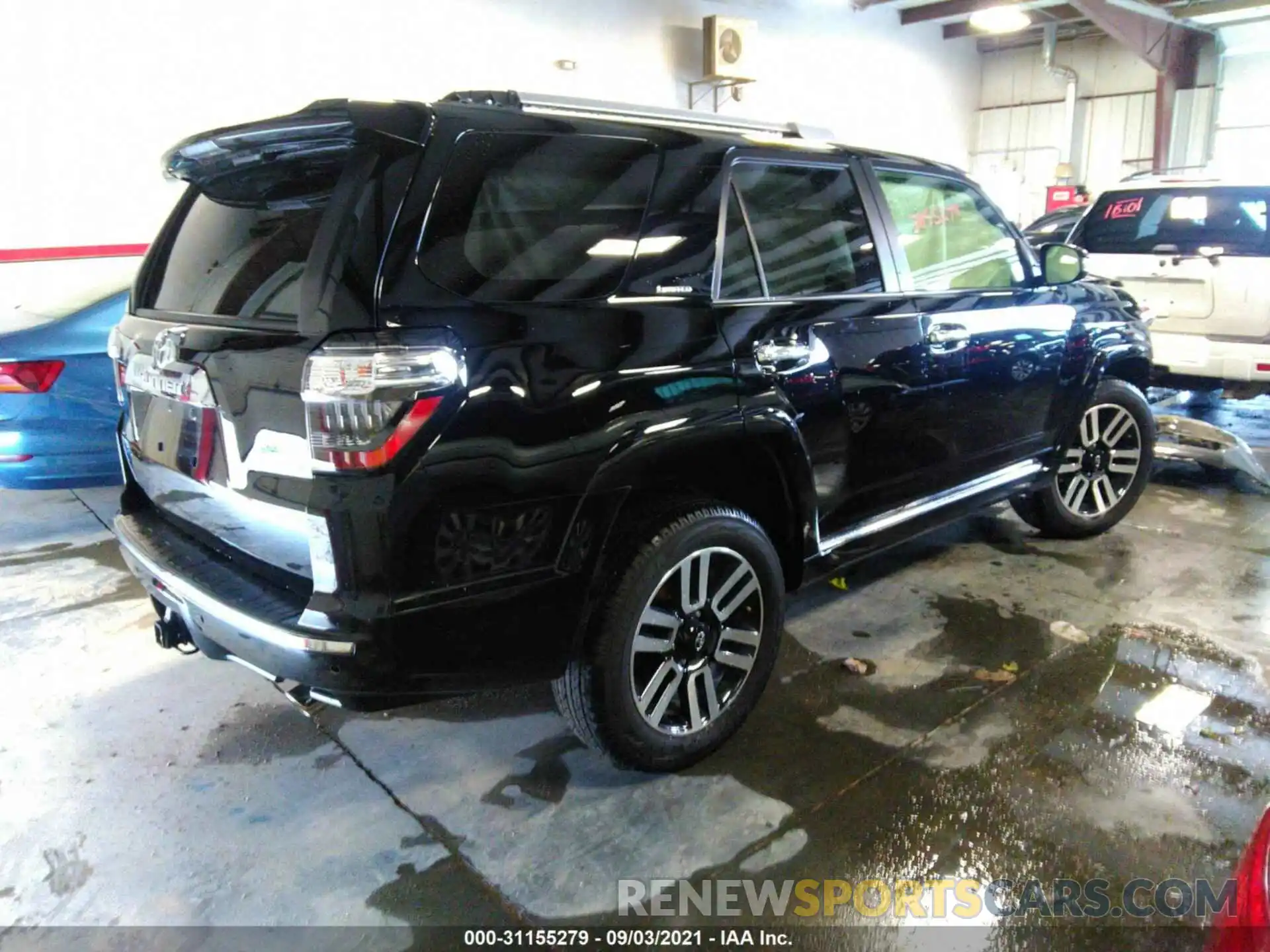 4 Фотография поврежденного автомобиля JTEBU5JR4K5733628 TOYOTA 4RUNNER 2019