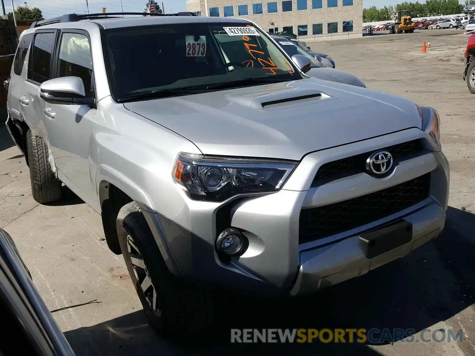 1 Photograph of a damaged car JTEBU5JR4K5735332 TOYOTA 4RUNNER 2019