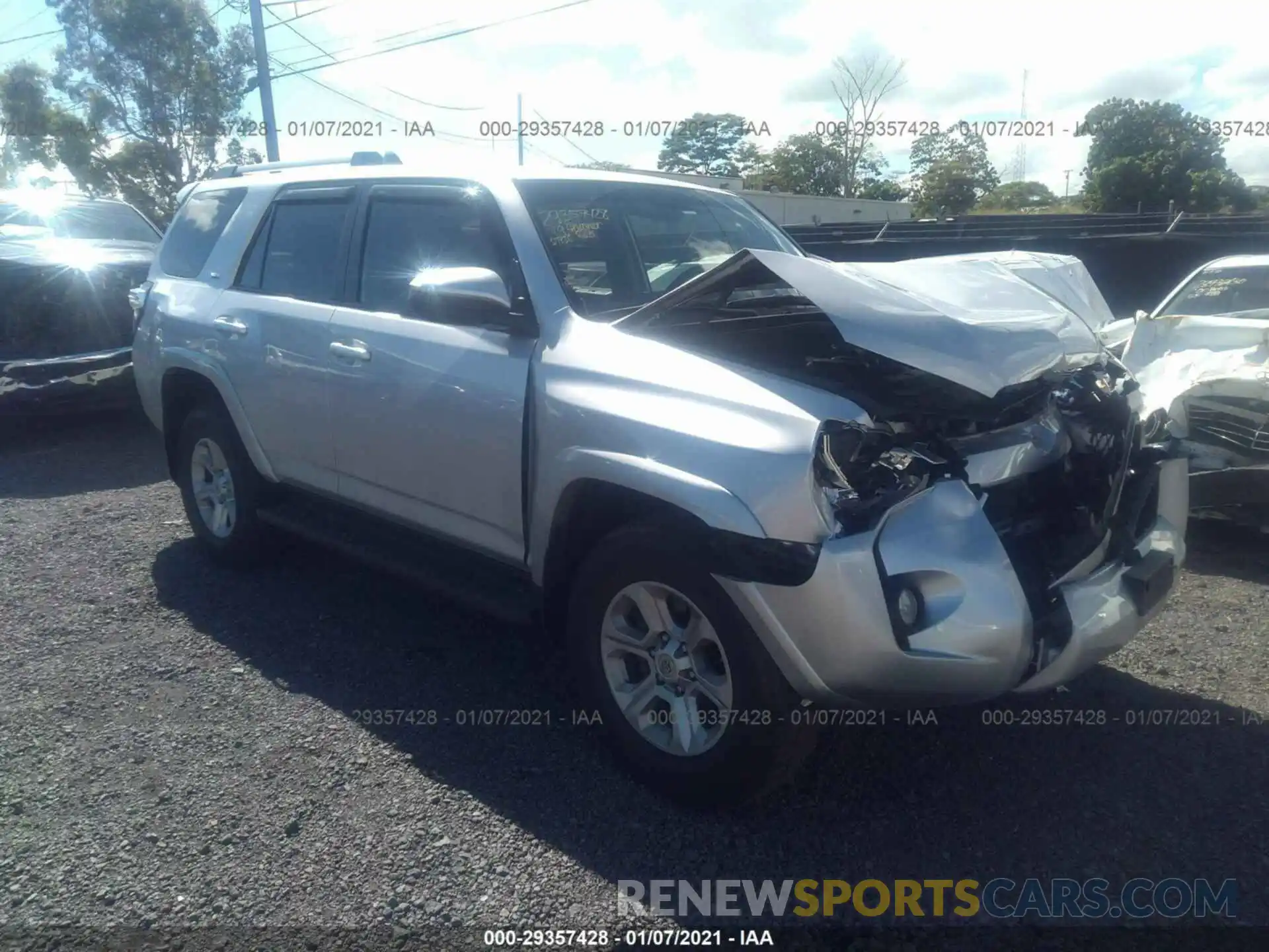 1 Photograph of a damaged car JTEBU5JR4K5735640 TOYOTA 4RUNNER 2019