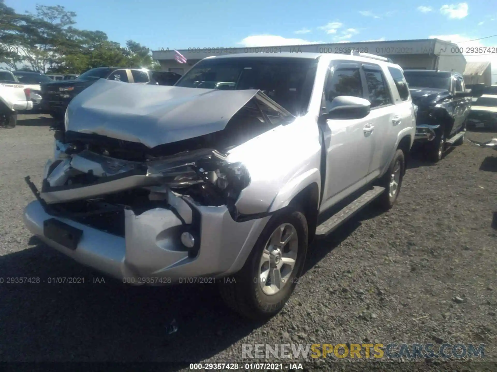 2 Photograph of a damaged car JTEBU5JR4K5735640 TOYOTA 4RUNNER 2019