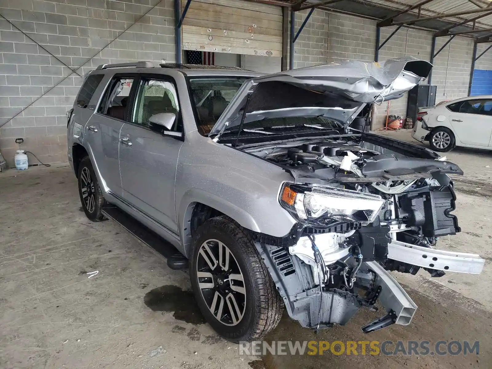 1 Photograph of a damaged car JTEBU5JR4K5735797 TOYOTA 4RUNNER 2019