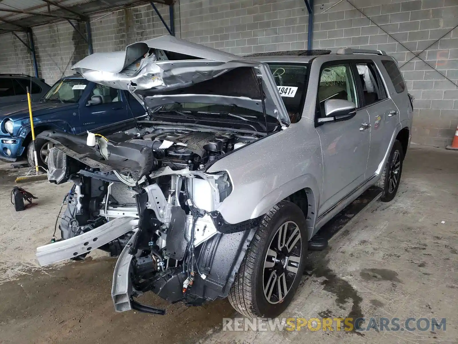 2 Photograph of a damaged car JTEBU5JR4K5735797 TOYOTA 4RUNNER 2019