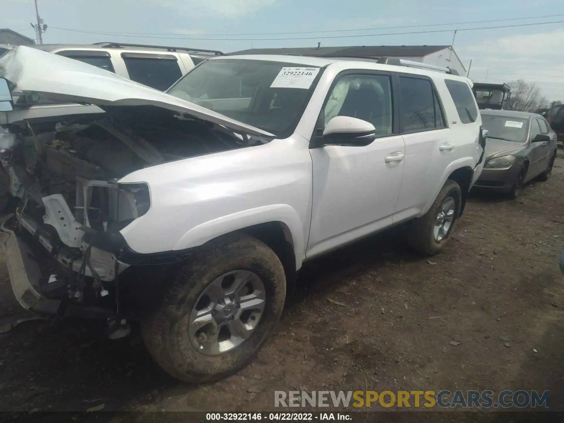 2 Photograph of a damaged car JTEBU5JR5K5613031 TOYOTA 4RUNNER 2019