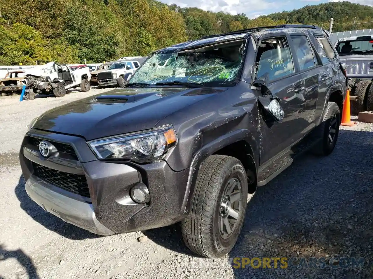 2 Photograph of a damaged car JTEBU5JR5K5616947 TOYOTA 4RUNNER 2019