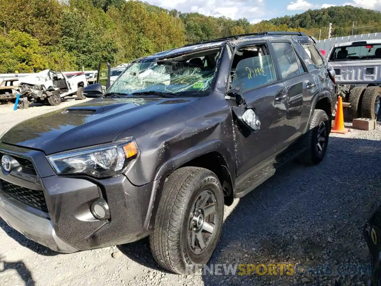 9 Photograph of a damaged car JTEBU5JR5K5616947 TOYOTA 4RUNNER 2019