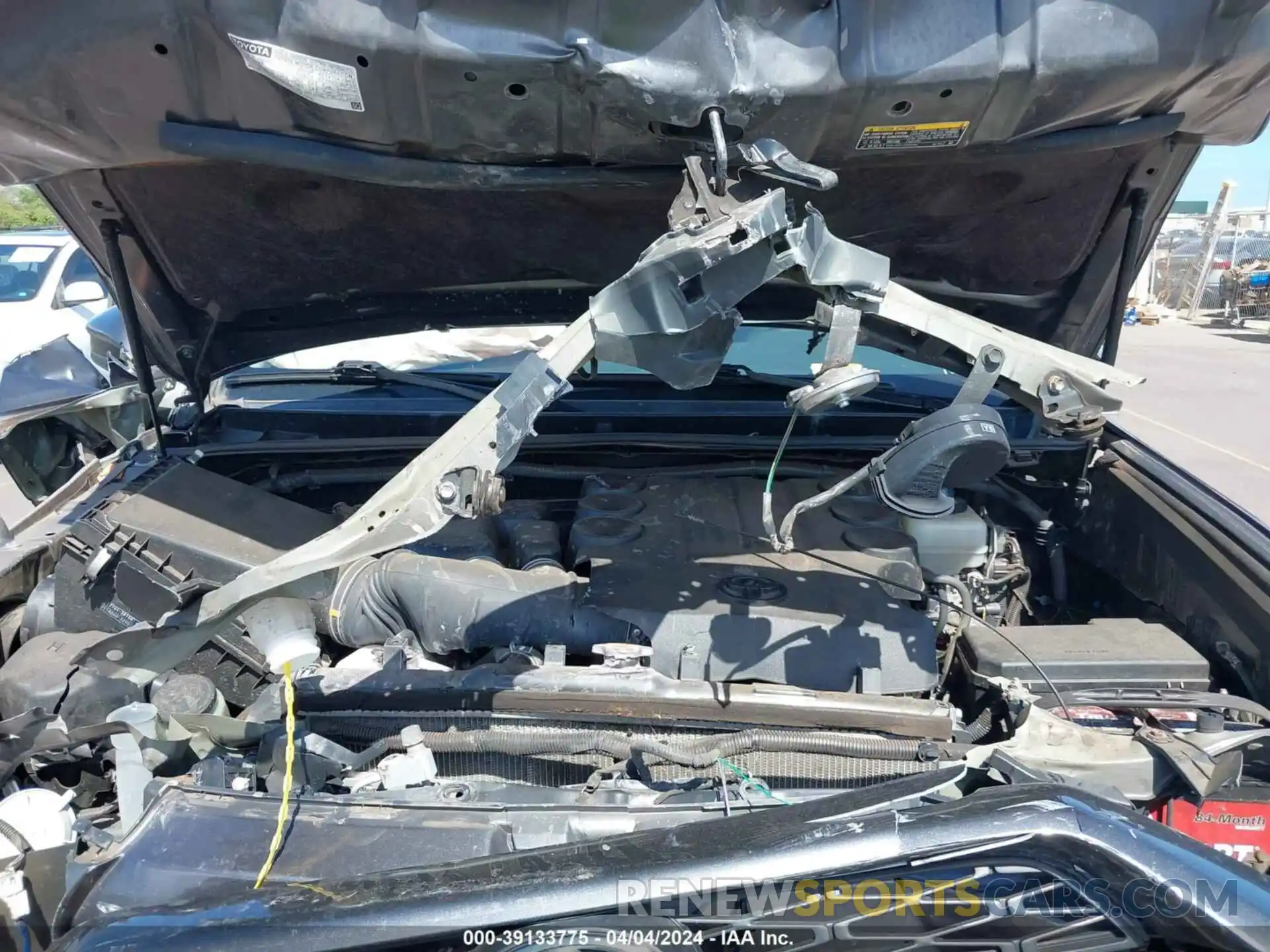 10 Фотография поврежденного автомобиля JTEBU5JR5K5618231 TOYOTA 4RUNNER 2019