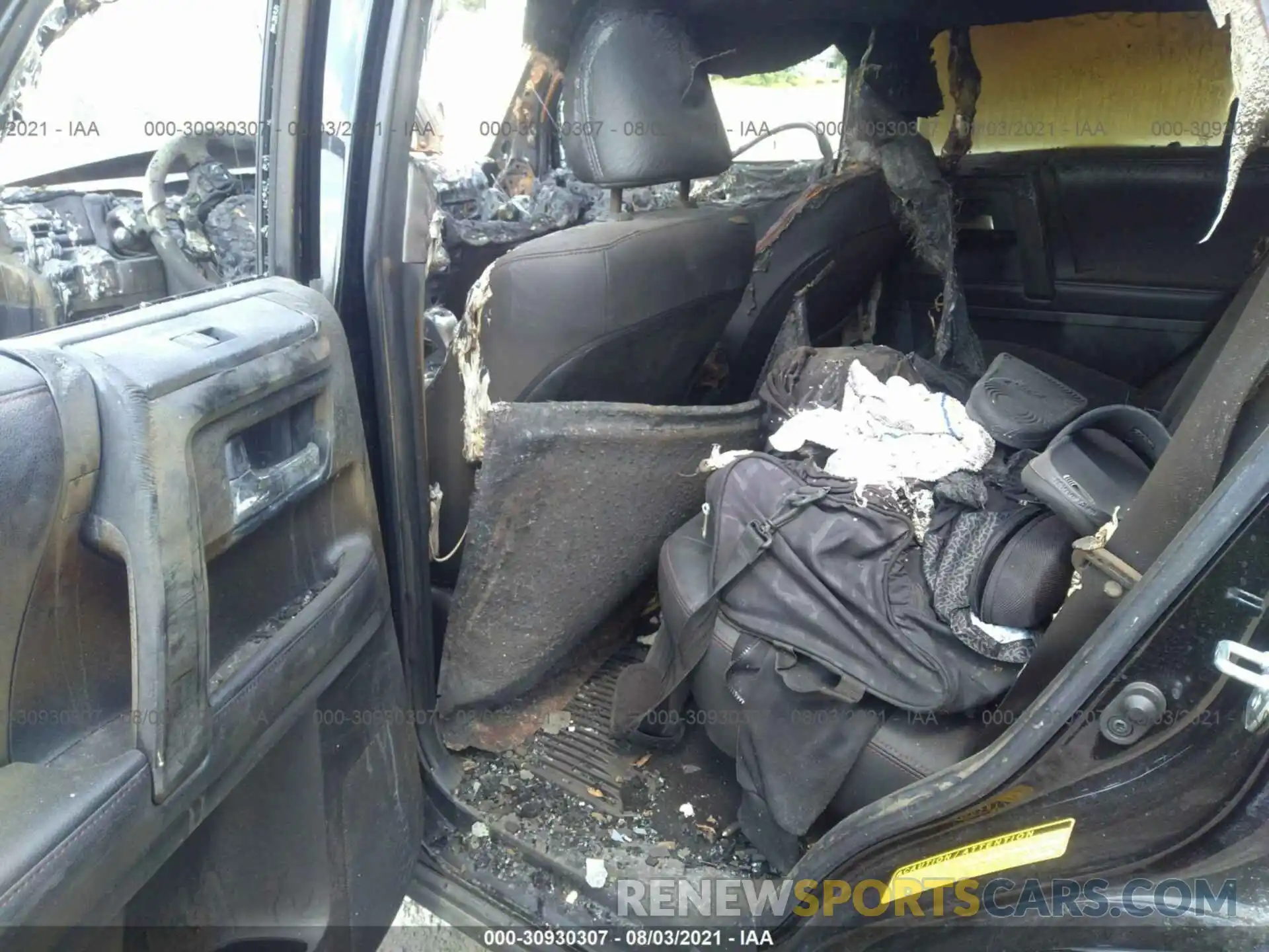 8 Photograph of a damaged car JTEBU5JR5K5620626 TOYOTA 4RUNNER 2019