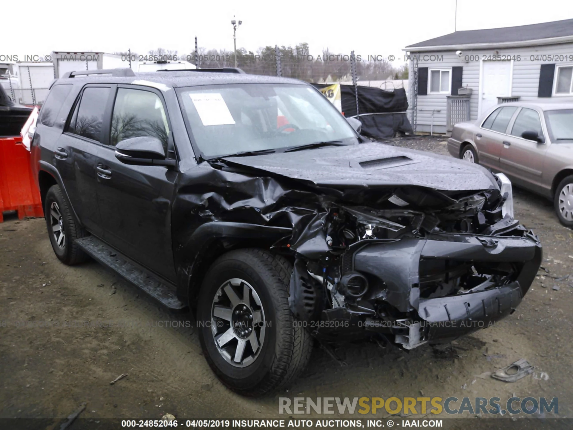 1 Photograph of a damaged car JTEBU5JR5K5626460 TOYOTA 4RUNNER 2019