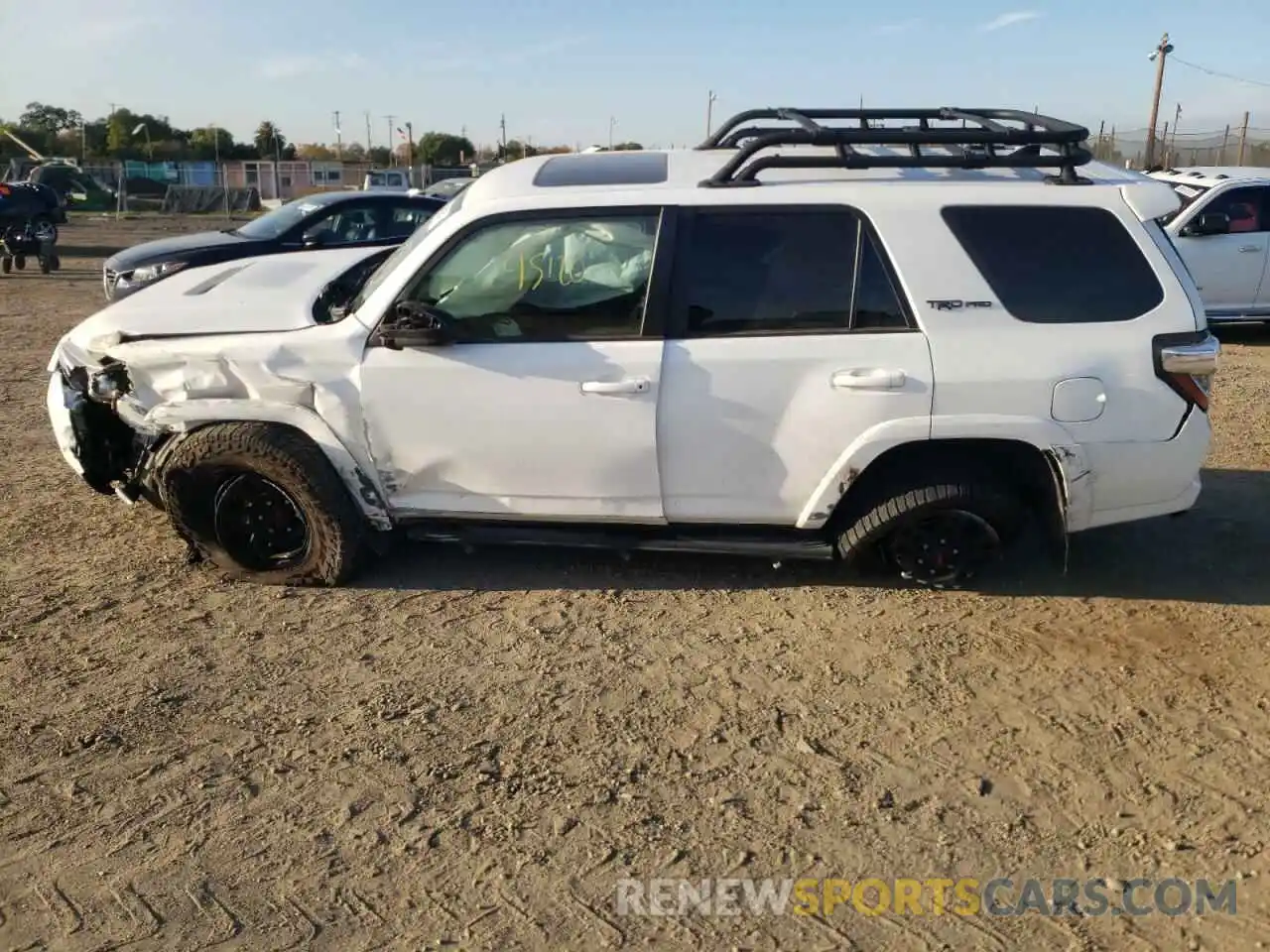 9 Фотография поврежденного автомобиля JTEBU5JR5K5627625 TOYOTA 4RUNNER 2019