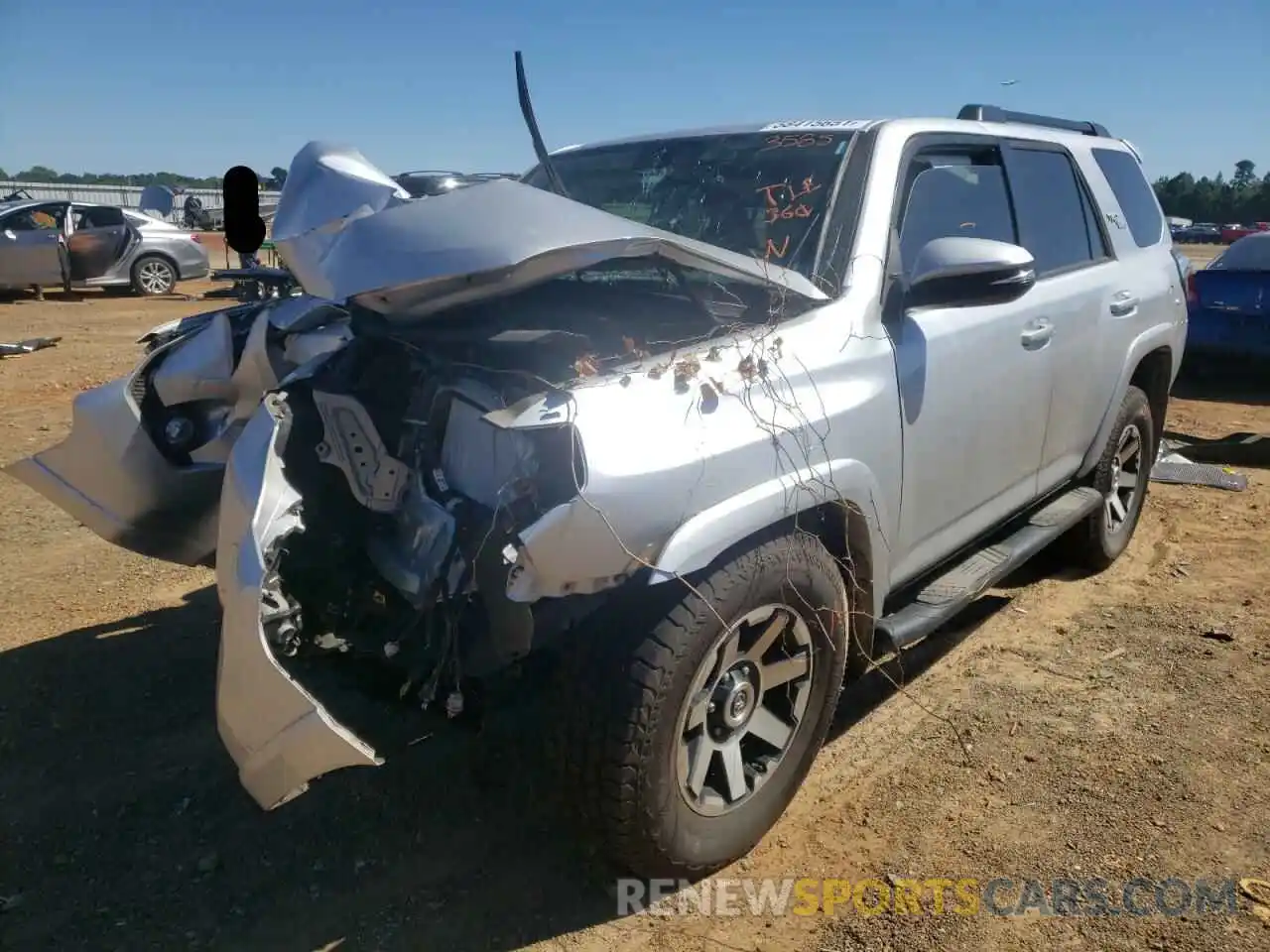 2 Photograph of a damaged car JTEBU5JR5K5633585 TOYOTA 4RUNNER 2019