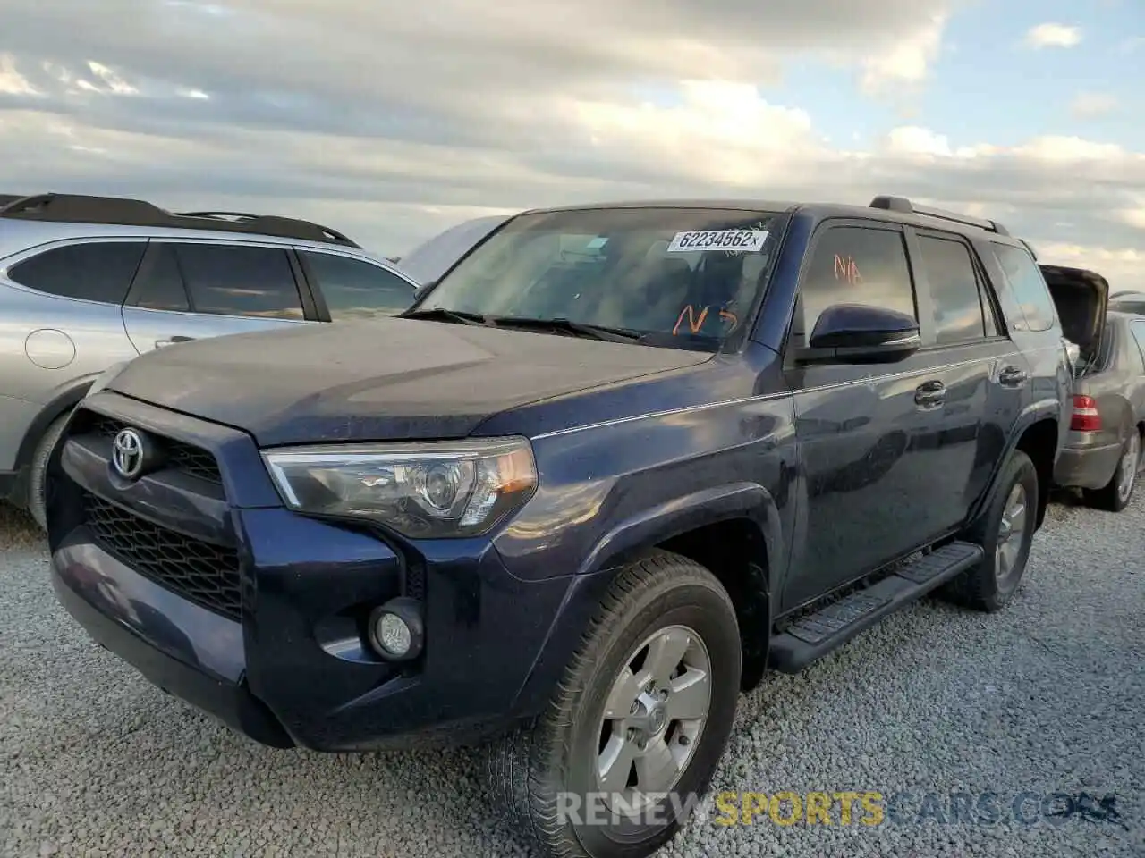 2 Photograph of a damaged car JTEBU5JR5K5636583 TOYOTA 4RUNNER 2019