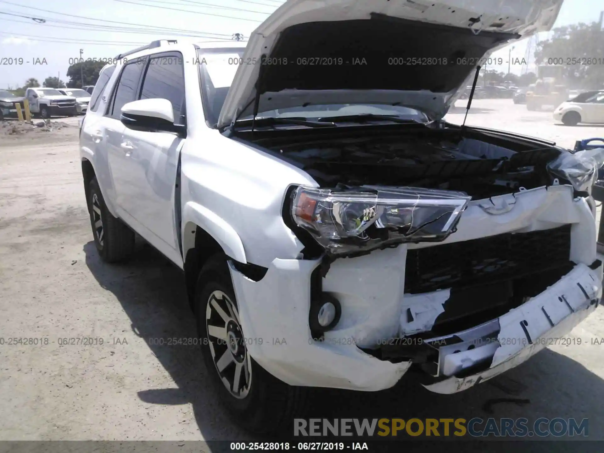 1 Photograph of a damaged car JTEBU5JR5K5637717 TOYOTA 4RUNNER 2019