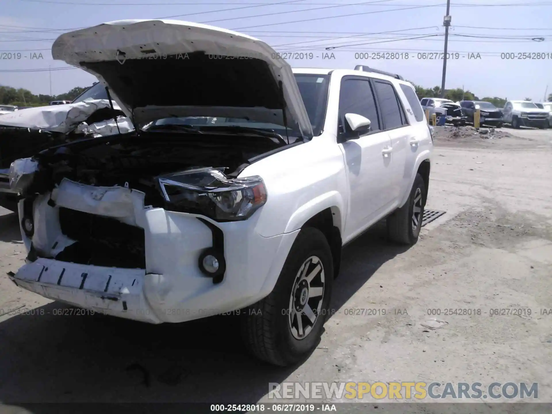 2 Photograph of a damaged car JTEBU5JR5K5637717 TOYOTA 4RUNNER 2019