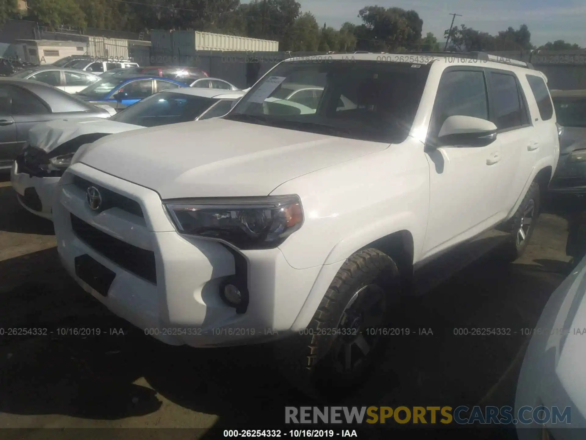 2 Photograph of a damaged car JTEBU5JR5K5643906 TOYOTA 4RUNNER 2019