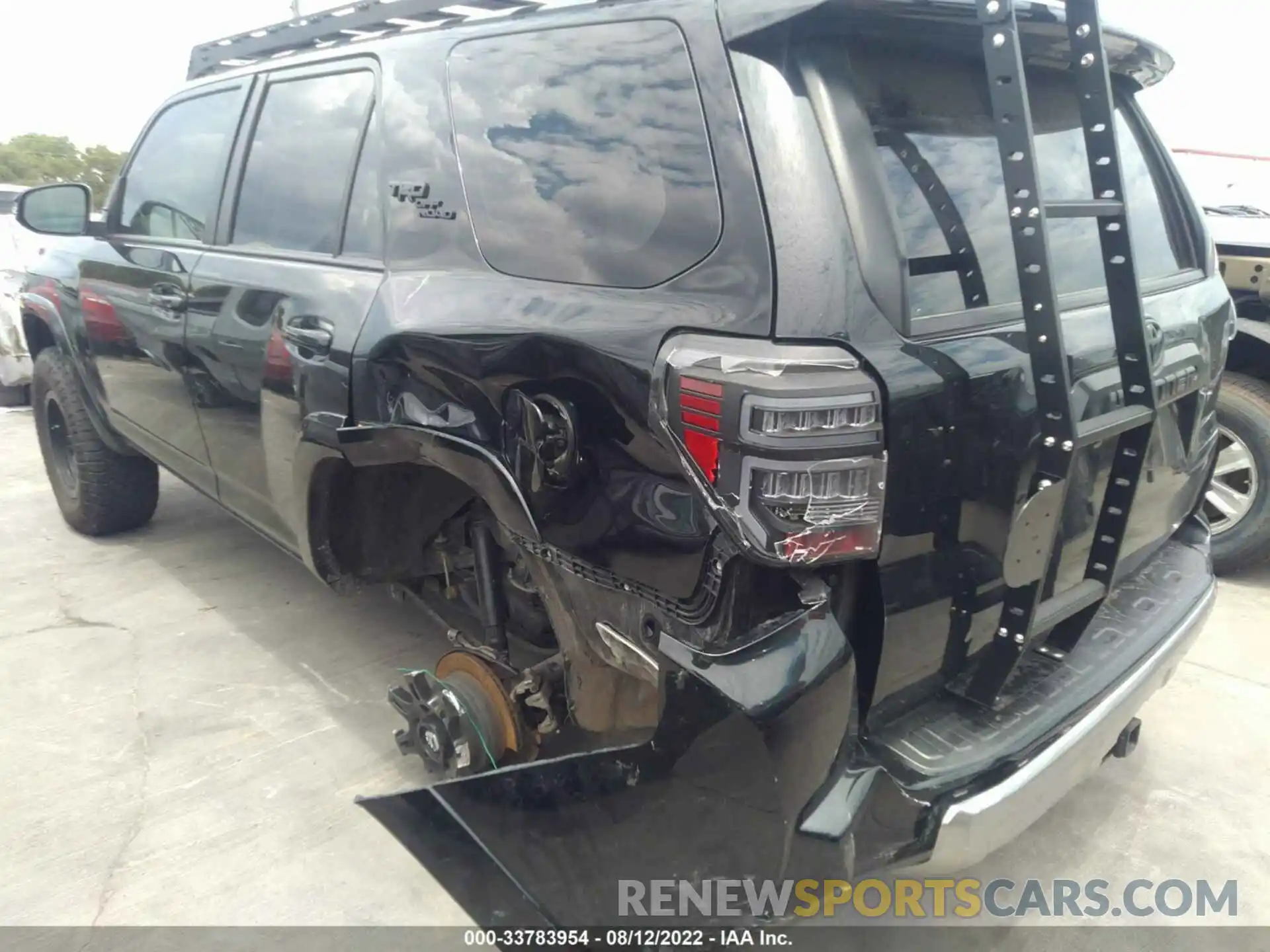 6 Photograph of a damaged car JTEBU5JR5K5644683 TOYOTA 4RUNNER 2019