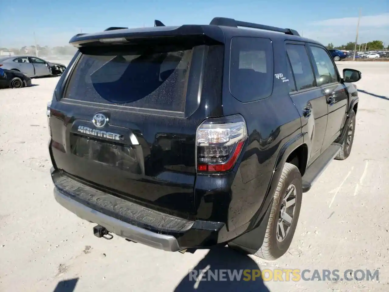 4 Photograph of a damaged car JTEBU5JR5K5650418 TOYOTA 4RUNNER 2019