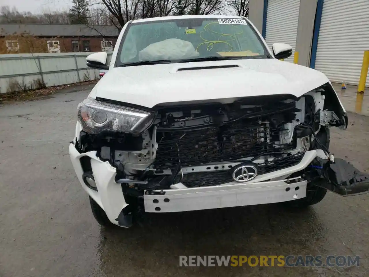 9 Photograph of a damaged car JTEBU5JR5K5652010 TOYOTA 4RUNNER 2019