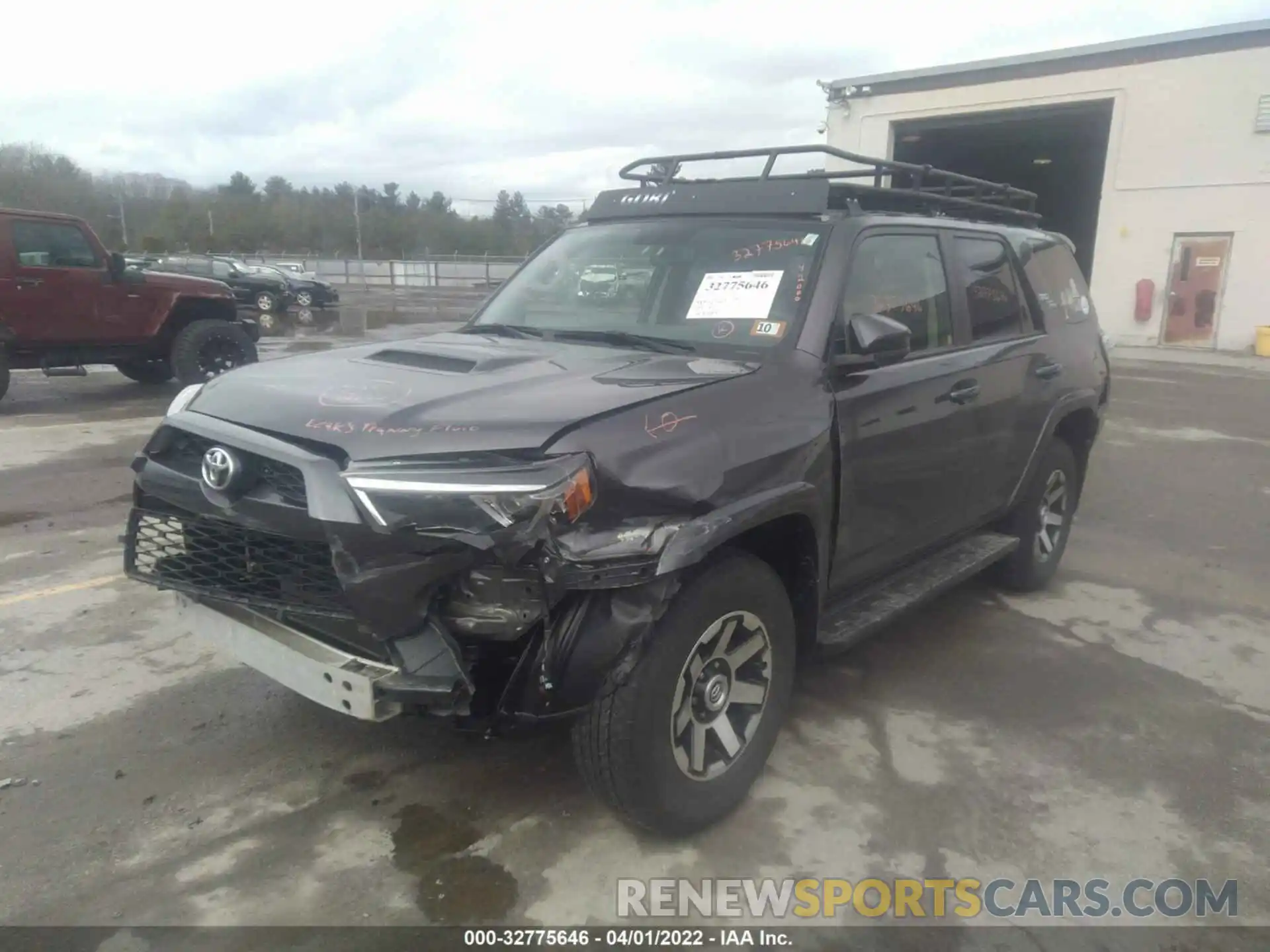 2 Photograph of a damaged car JTEBU5JR5K5652380 TOYOTA 4RUNNER 2019