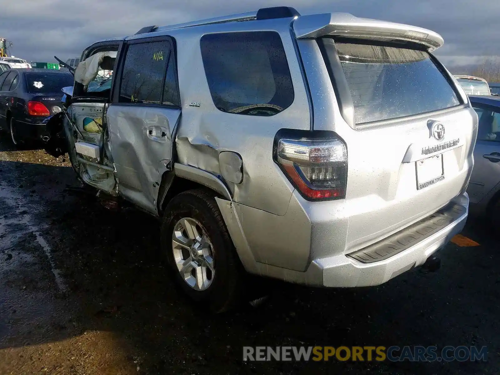 3 Photograph of a damaged car JTEBU5JR5K5652590 TOYOTA 4RUNNER 2019