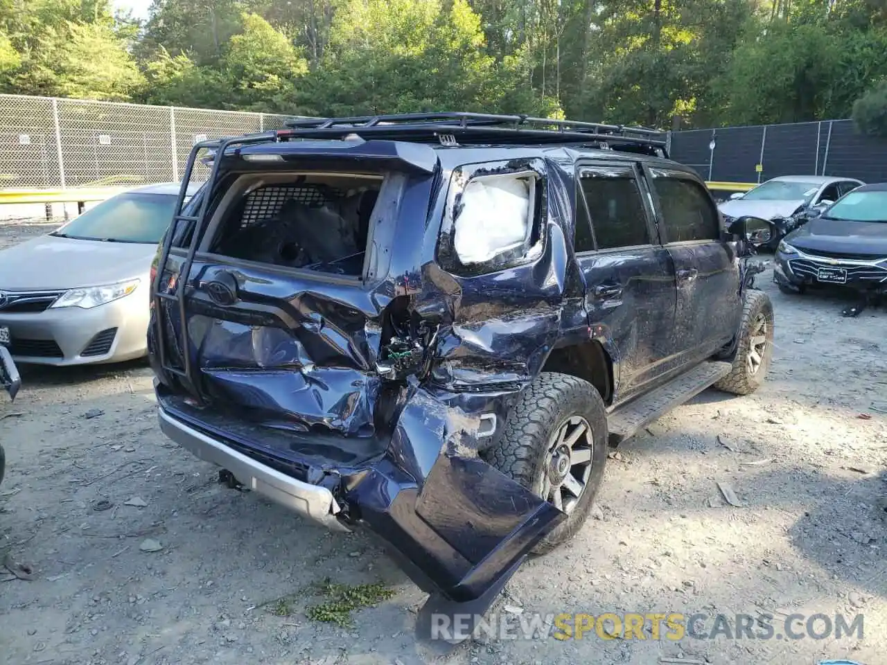 4 Photograph of a damaged car JTEBU5JR5K5658342 TOYOTA 4RUNNER 2019